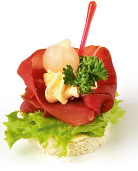 Canapés with French Smoked Ham
